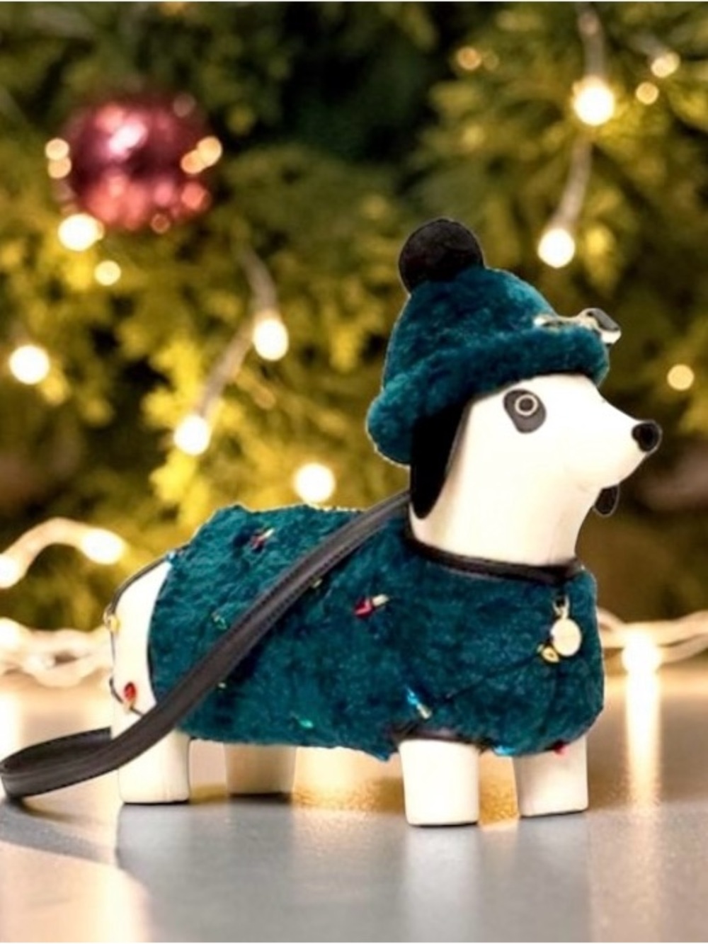 Kate spade Claude Christmas dachshund crossbody bag collectible K9365 nwt